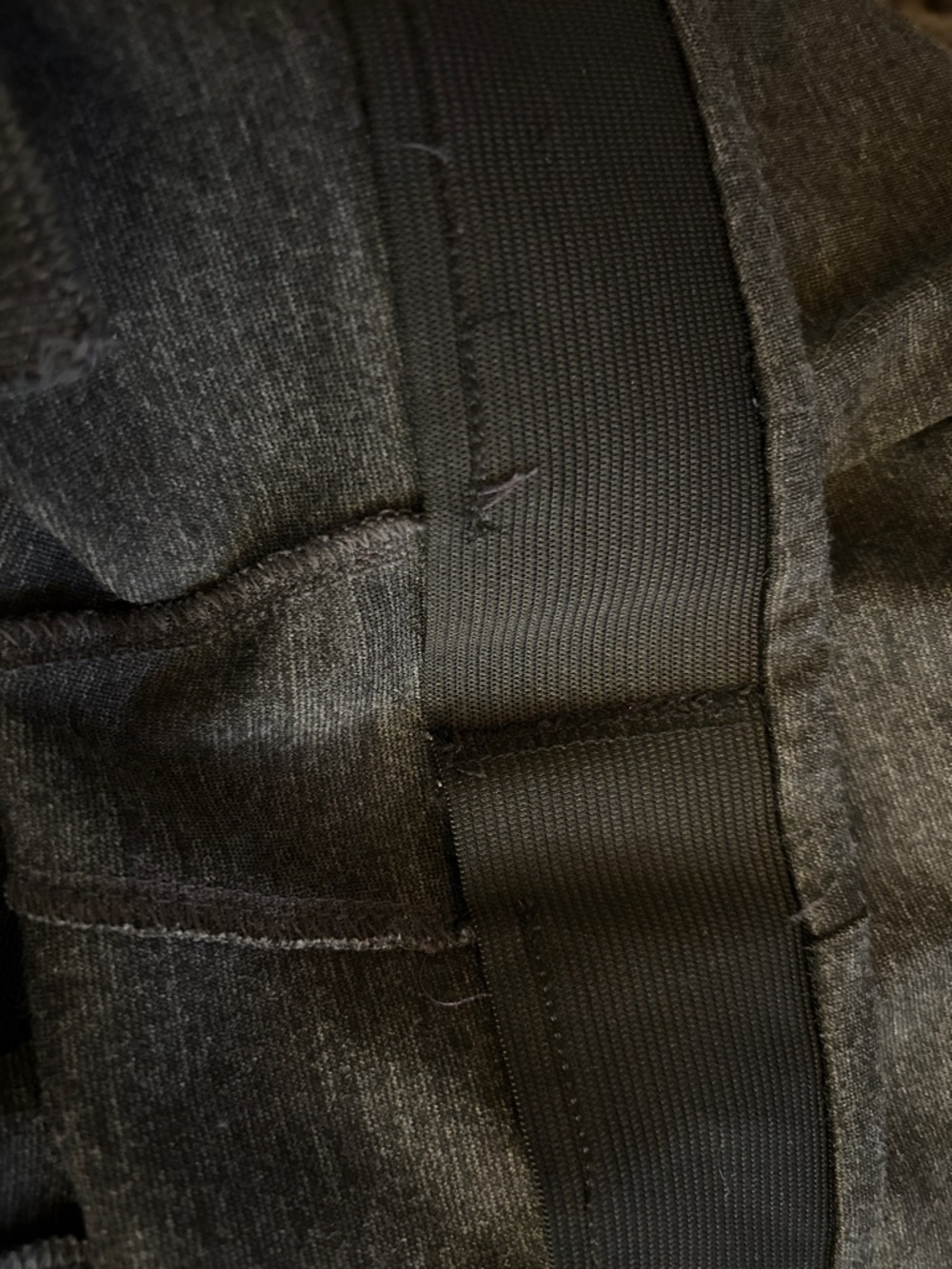 Vera Wang Simply Vera, Bootcut Gray Stretch Pull on Business Casual Pants. - Picture 7 of 7